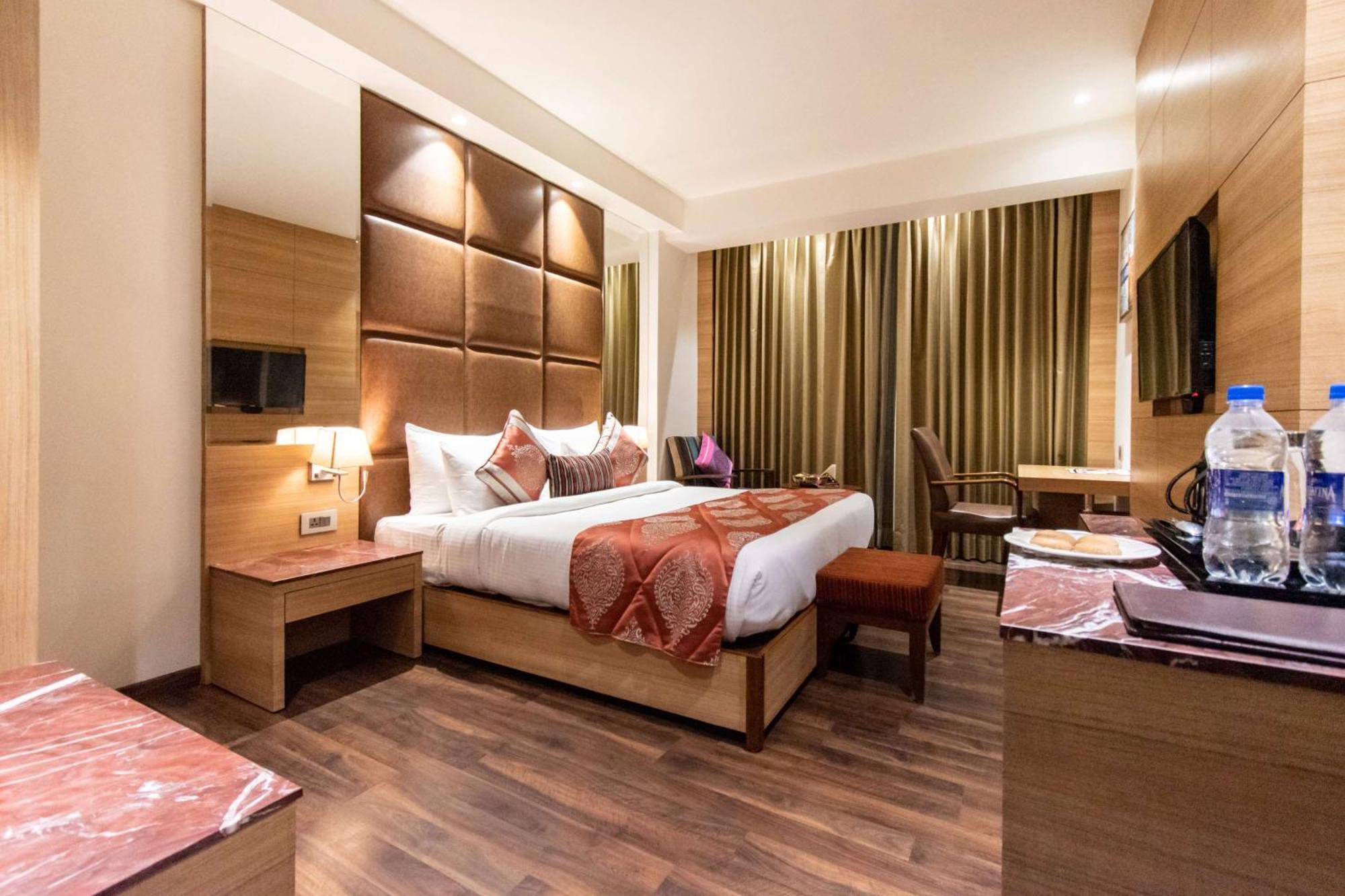 Best Western La Vista Pathankot Ngoại thất bức ảnh