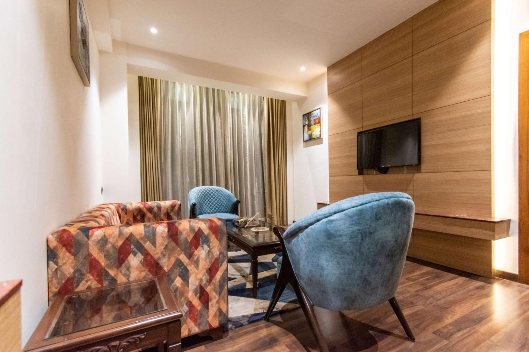 Best Western La Vista Pathankot Ngoại thất bức ảnh